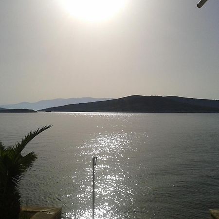 Teras Motel Foça Exterior foto