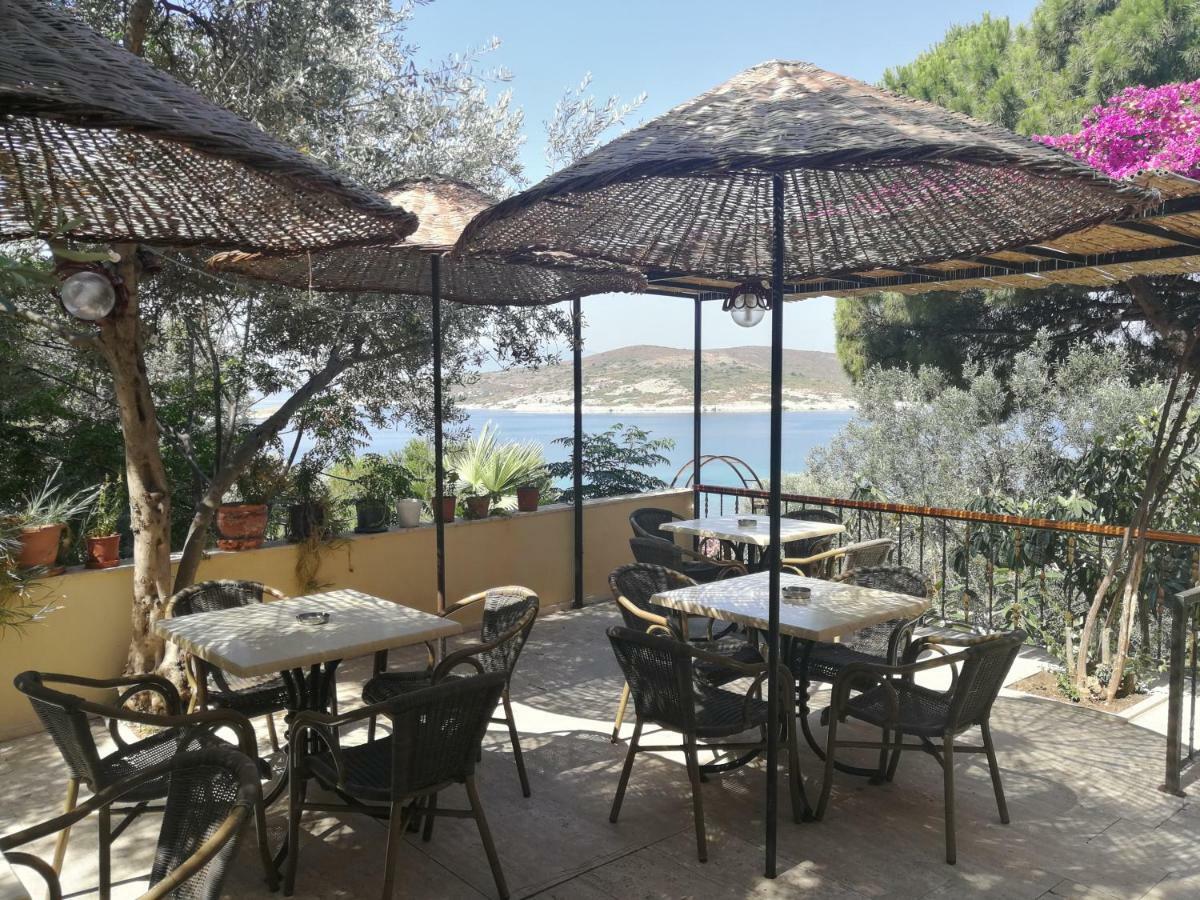 Teras Motel Foça Exterior foto